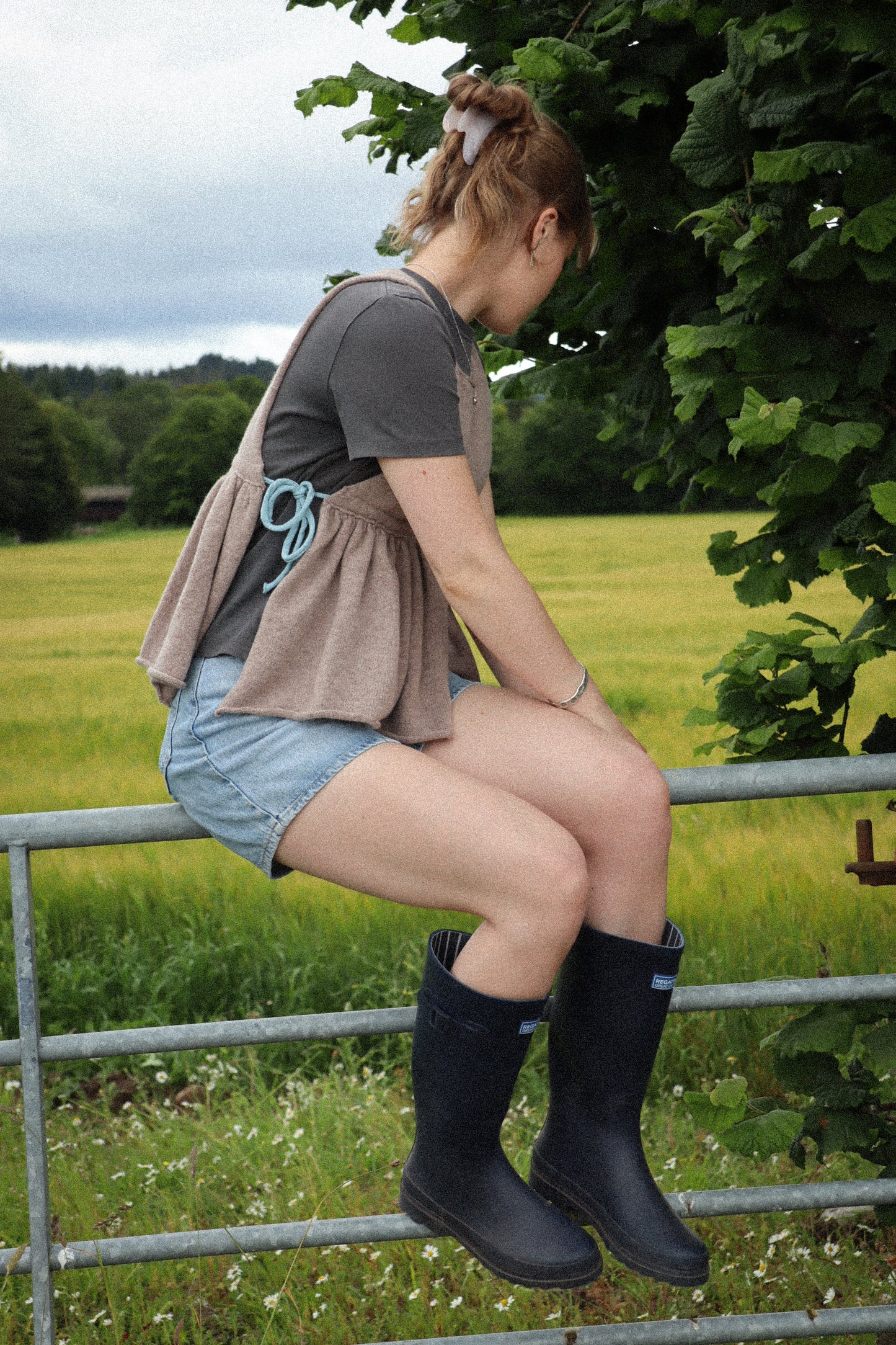 Sylvie Vest - Pebble